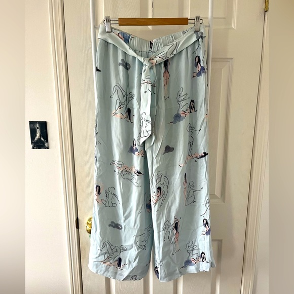 Wilfred by Aritzia- Faun Pant High-waisted, wide-leg pant - Picture 4 of 5